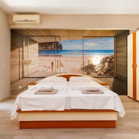 Casa Del Mar 3* Sunny Beach